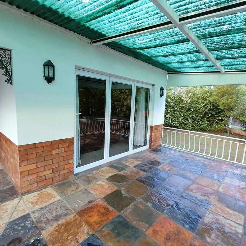 5 Bedroom Property for Sale in Bergsig Eastern Cape